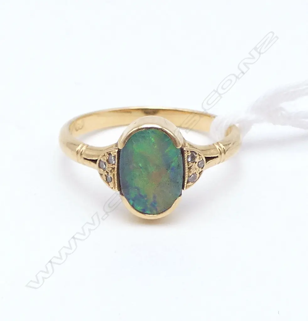 18CT OPAL & DIAMOND RING, 2gms SIZE J Image 1++