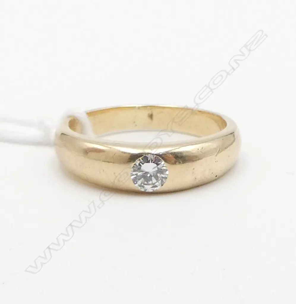 14CT GOLD AND DIAMOND SOLITAIRE RING (valuation $3000.00 Replacement) 5.53gm SIZE P Image 1++