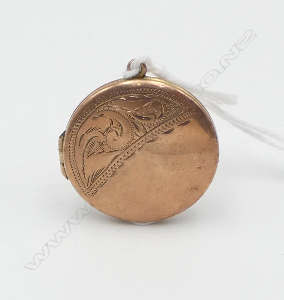 VINTAGE 9ct ROSE GOLD LOCKET hinged opening 4.76gms Image 1++