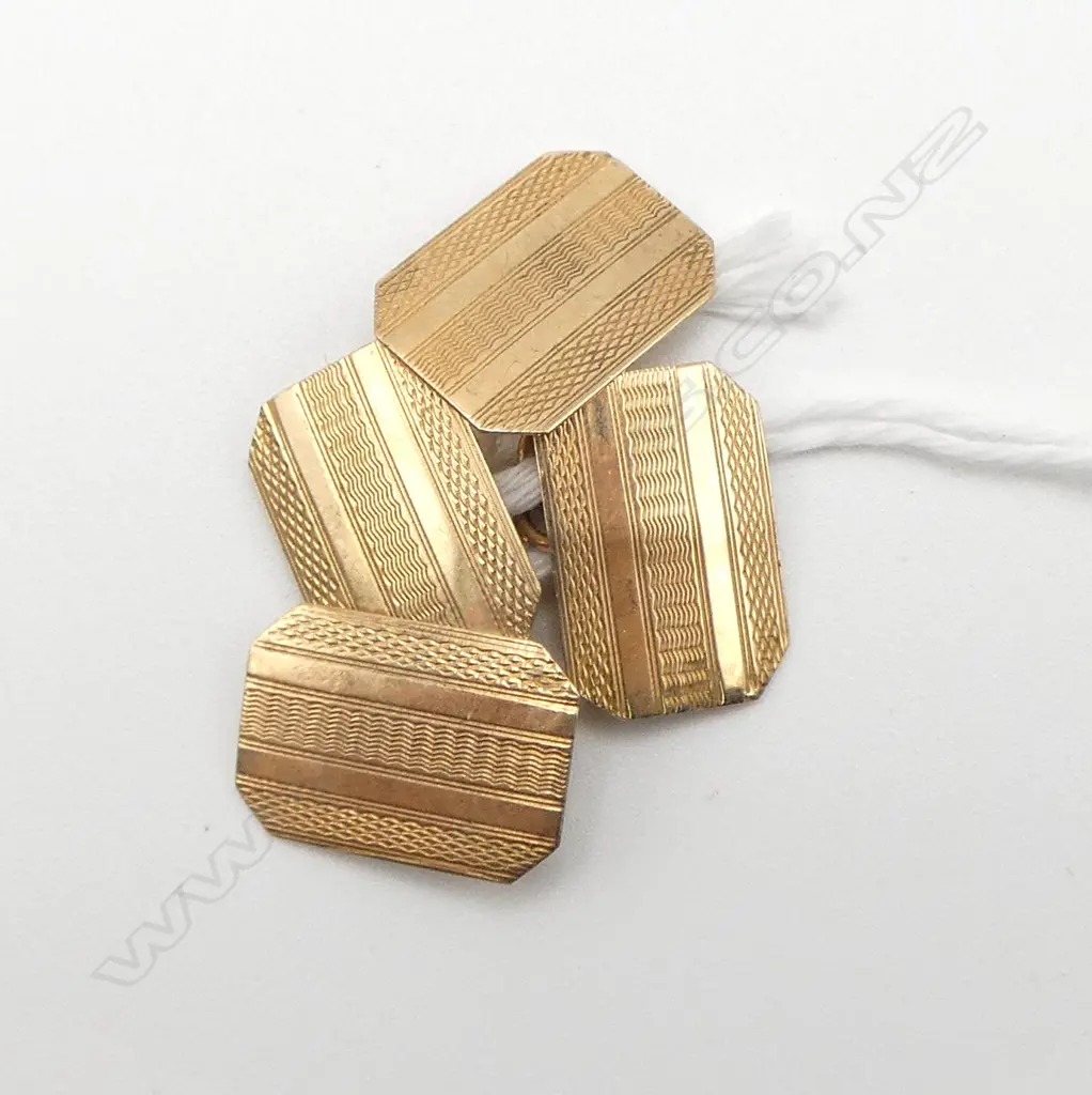 PR 9ct GOLD ENGRAVED CUFF LINKS 4.30gms Image 1++