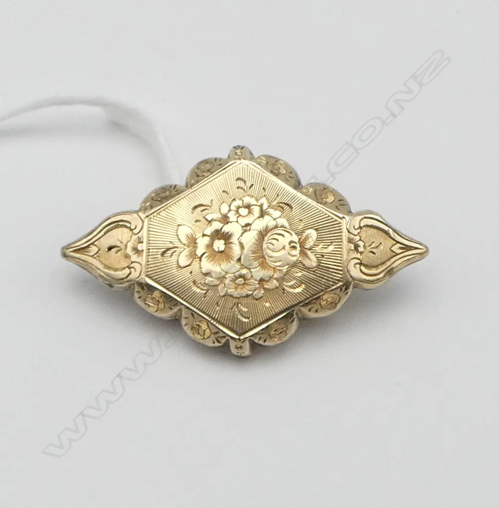 ANTIQUE 9CT BROOCH, 25x45mm, 6gms REPAIRS Image 1++