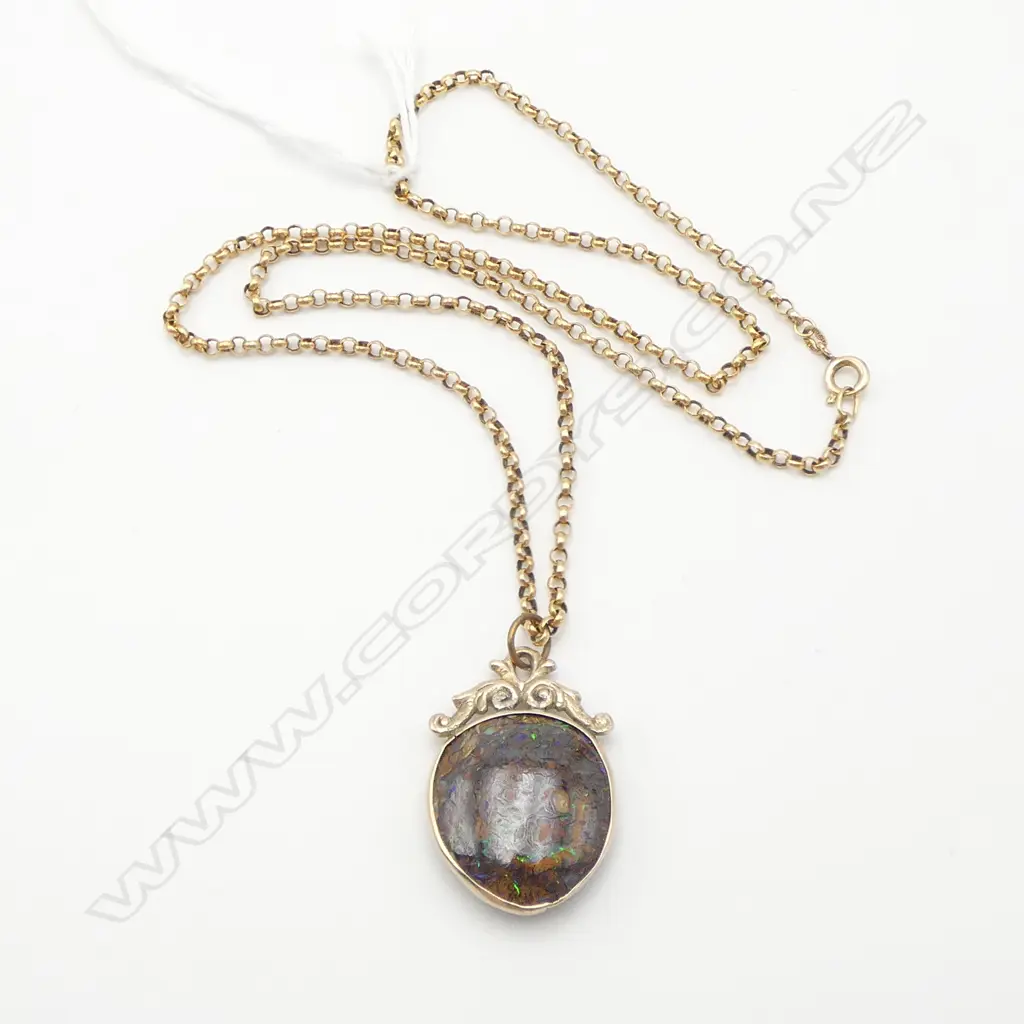 9ct GOLD framed OPAL PENDANT on plated chain Image 1++
