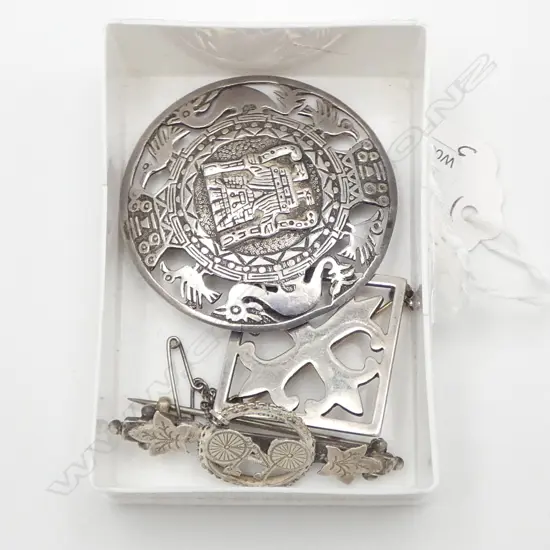 THREE SILVER BROOCHES, ENG. ARTS & CRAFTS. MODERN SCOTTISH & PERUVIAN (needs clasp repair) , 25.7gm