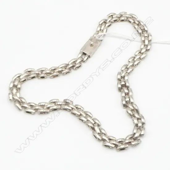 SILVER CHAIN NECKLACE 73gms