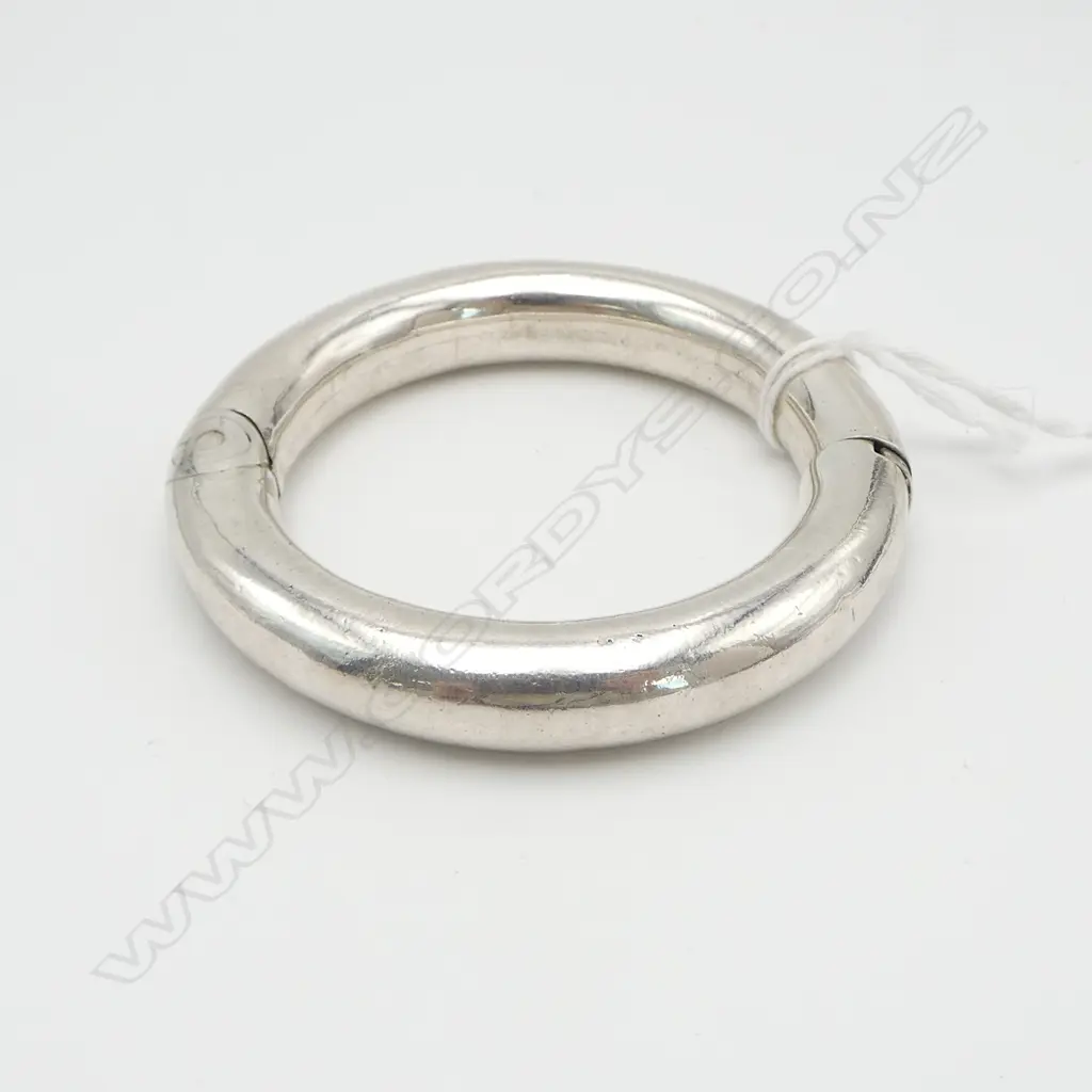 STG SILVER BANGLE 52.04gms Image 1++