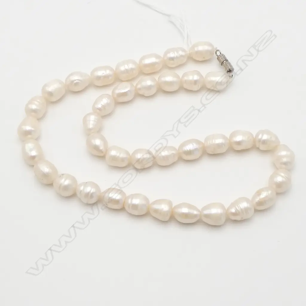 BAROQUE PEARL NECKLACE L.410mm fresh water? Image 1++
