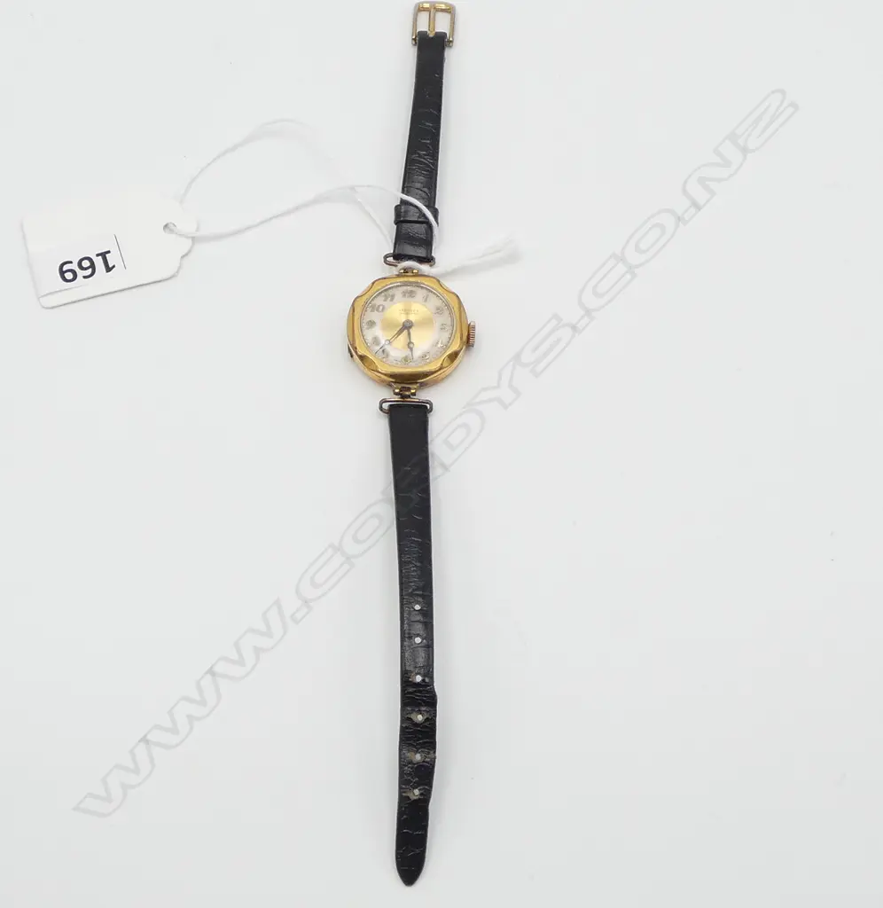VINTAGE LADIES ART DECO ROLLED GOLD SWISS WATCH in working condition Image 1++