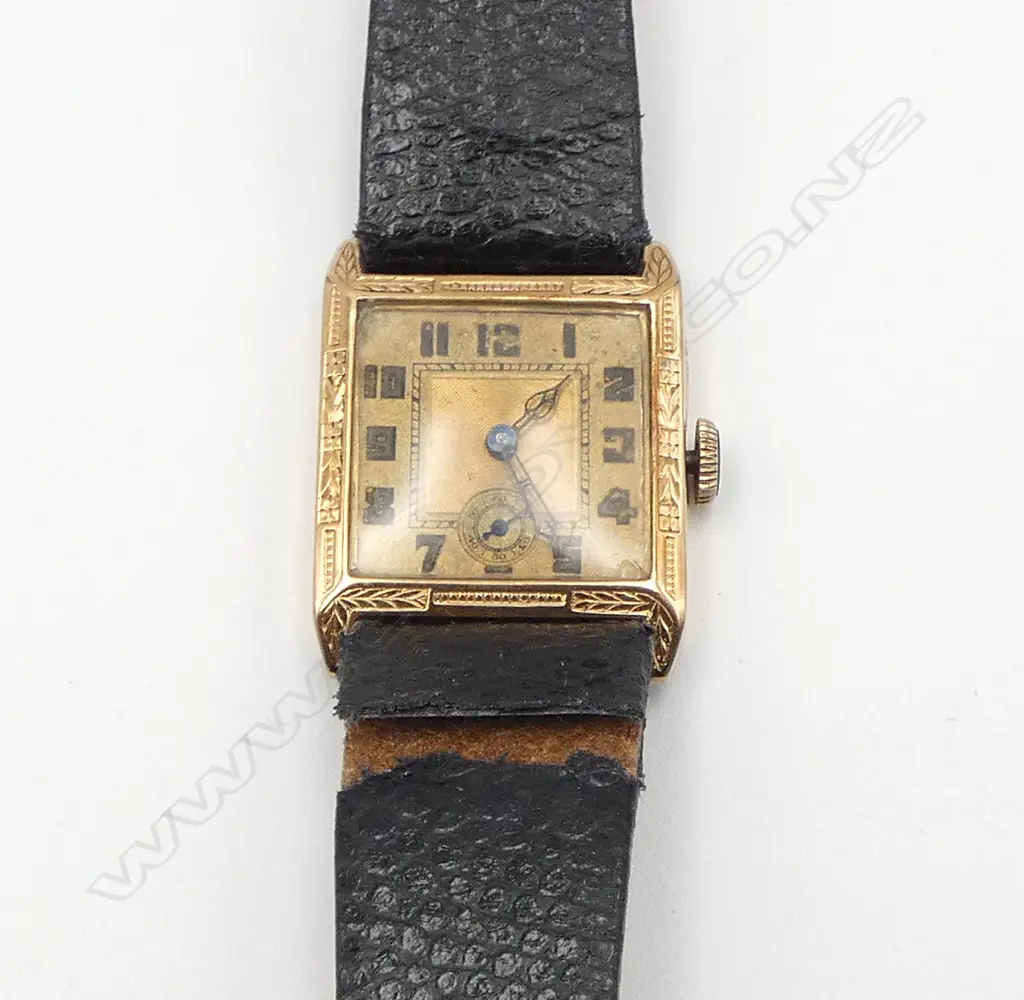 14CT 1940s GENTS WRIST WATCH, SWISS MAKE Image 1++