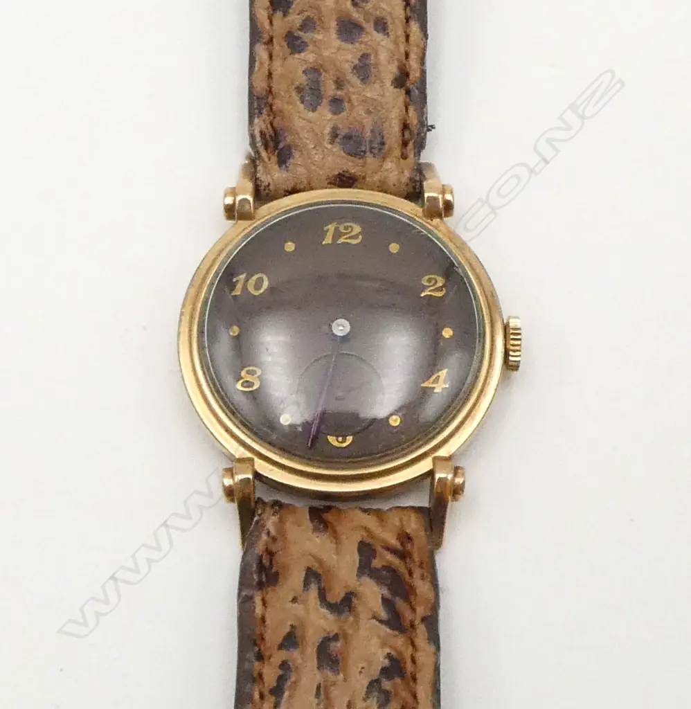 VINTAGE BULOVA AUTOMATIC GENT'S GOLD PLATE WRISTWATCH w leather strap. c.1960/1970. Working Image 1++