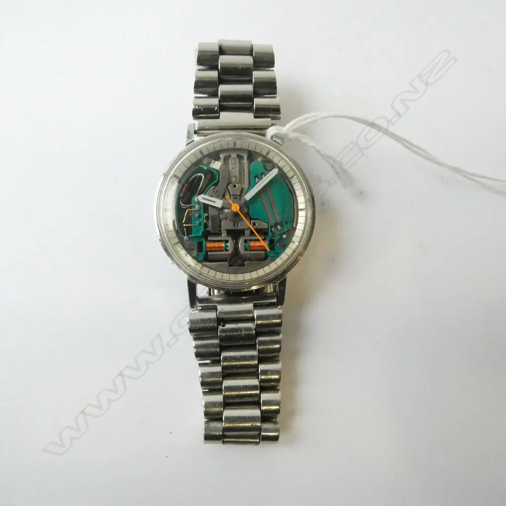 VINTAGE BULOVA ACCUTRON Spacevies GENT'S stainless WRISTWATCH w stainless strap. c.1968. Working  Image 1++
