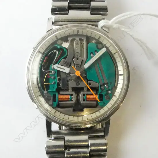 VINTAGE BULOVA ACCUTRON Spacevies GENT'S stainless WRISTWATCH w stainless strap. c.1968. Working 