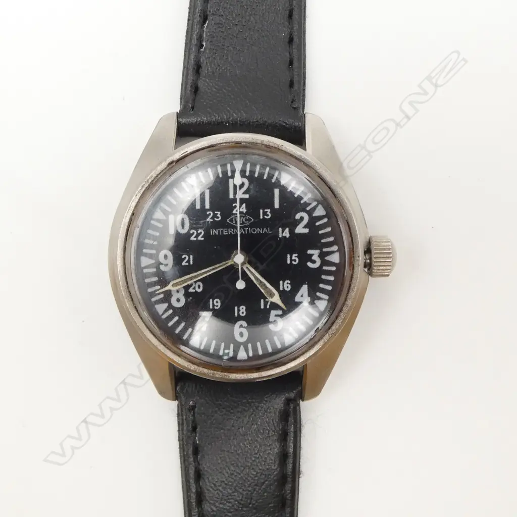VINTAGE GENT'S WATCH not the original movement + wrong winder + dial is not luminescing ? running Image 1++
