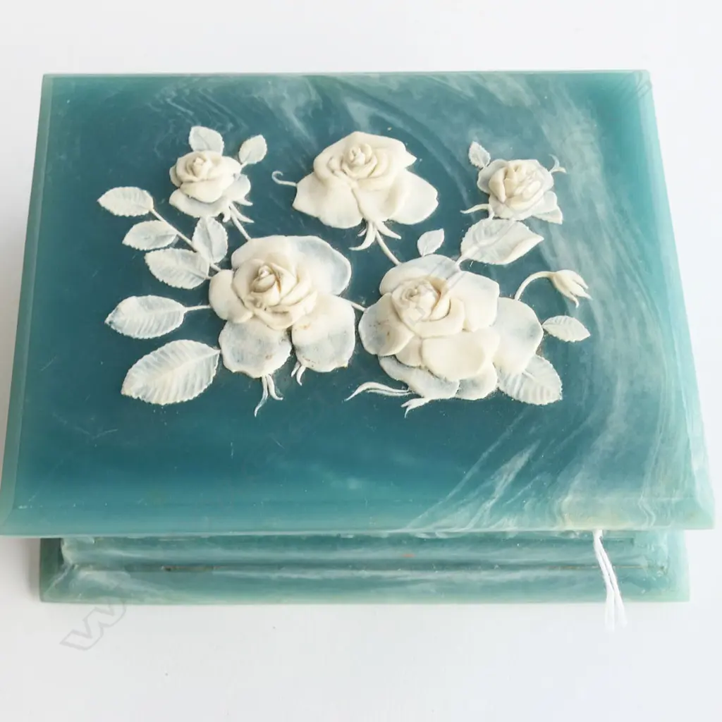 ASST G/P COSTUME JEWELLERY IN MARLESTONE JEWELLERY BOX Image 1++