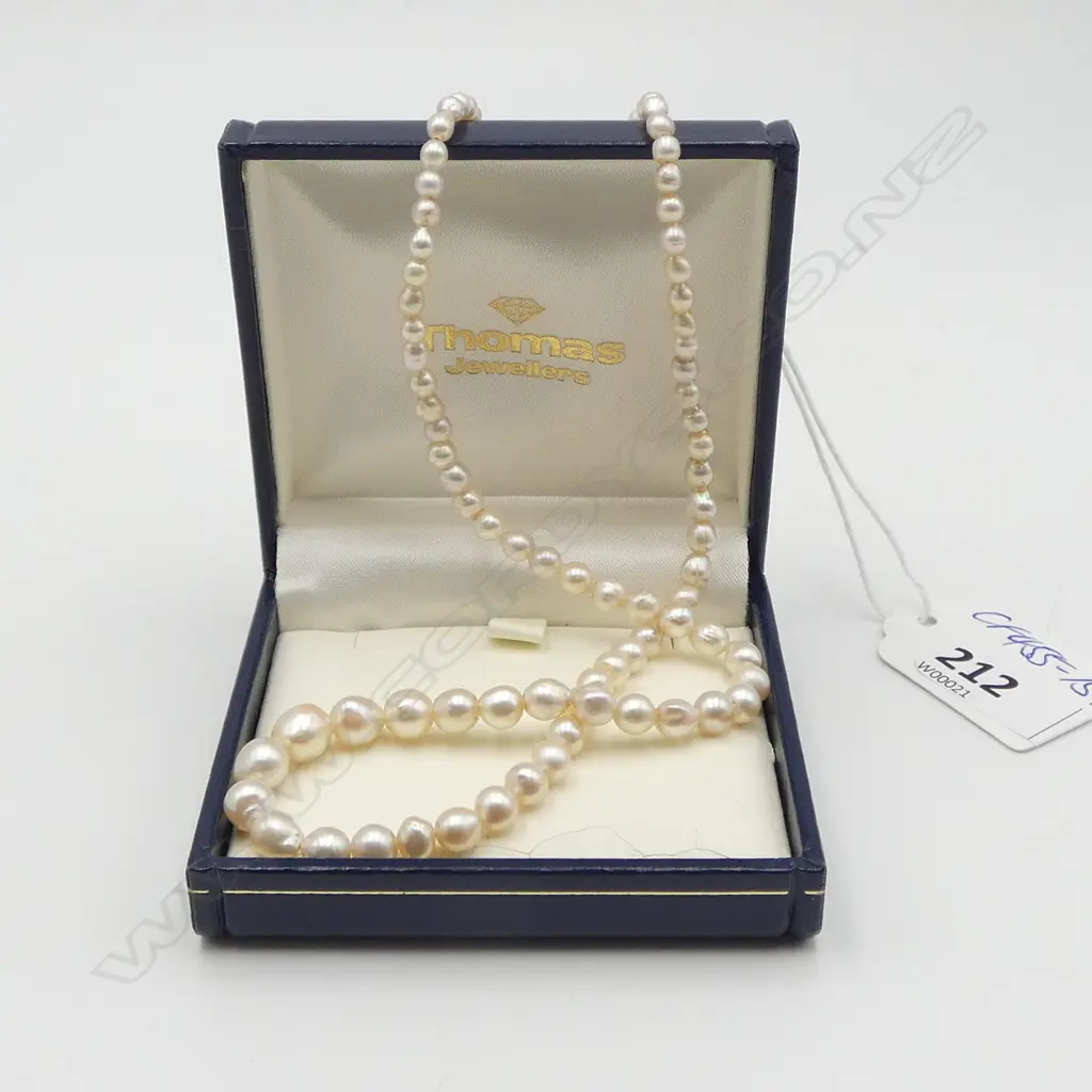 VINTAGE CULTURED SEMI BAROQUE GRADUATED PEARL NECKLACE L.400mm silver clasp  Image 1++