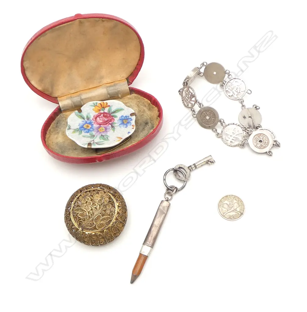 STG SILVER PEN HOLDER, ASIAN PIERCED COIN BRACELET, FILIGREE CONTAINER + 2 OTHER Image 1++