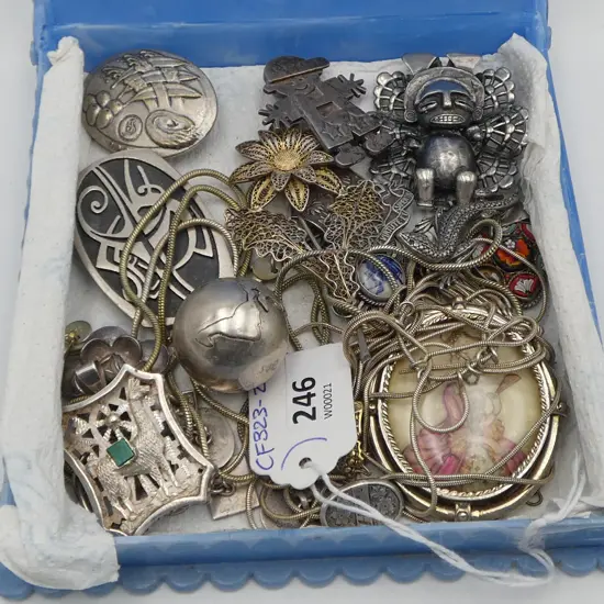 ASST. SILVER JEWELLERY etc