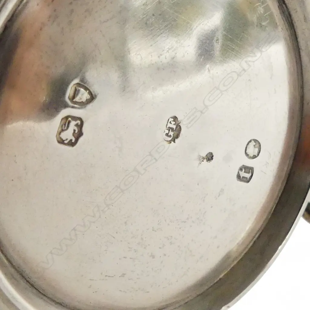 QUALITY VICTORIAN SILVER CHRISTENING MUG London 1874 by George Fox. Gilded interior. 163gms Image 1++