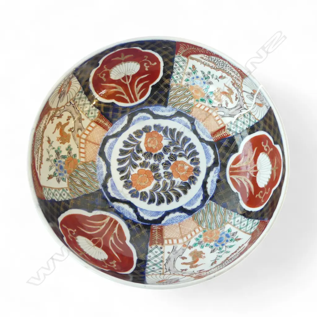 EARLY 20thC JAPANESE IMARI BOWL traditional panelled designs gilt enrichments Dia.275mm Image 1++