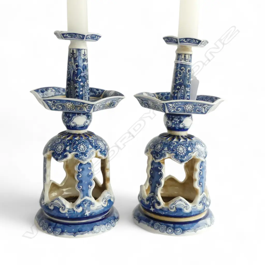 PR ORIENTAL BLUE & WHITE ELABORATE CERAMIC CANDLE STANDS 2 tiered with open base for further candle. H.215mm. Image 1++