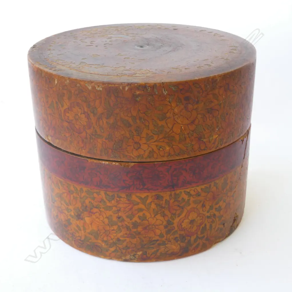 FINELY PAINTED FLORAL TURNED WOOD BOX H.140mm split to lid & wear to vaneer Image 1++