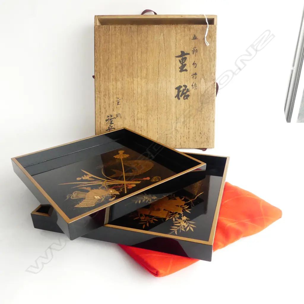 JAPANESE MAKI-E LACQUER CONTAINER by Kinjo Masatake 金城雅岳 270x270mm, BOXED Image 1++