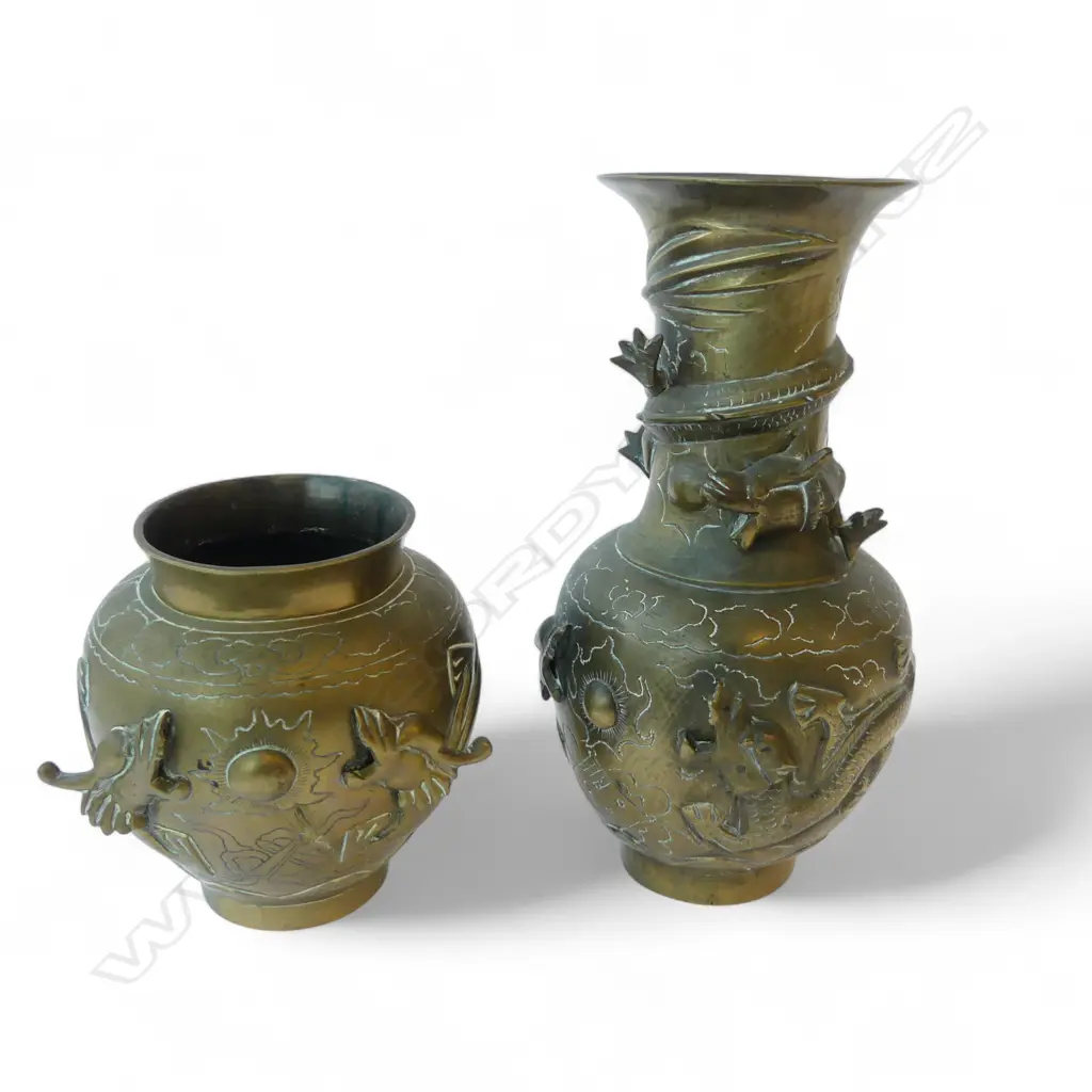 2 ORIENTAL BRASS VASES H.240mm Image 1++