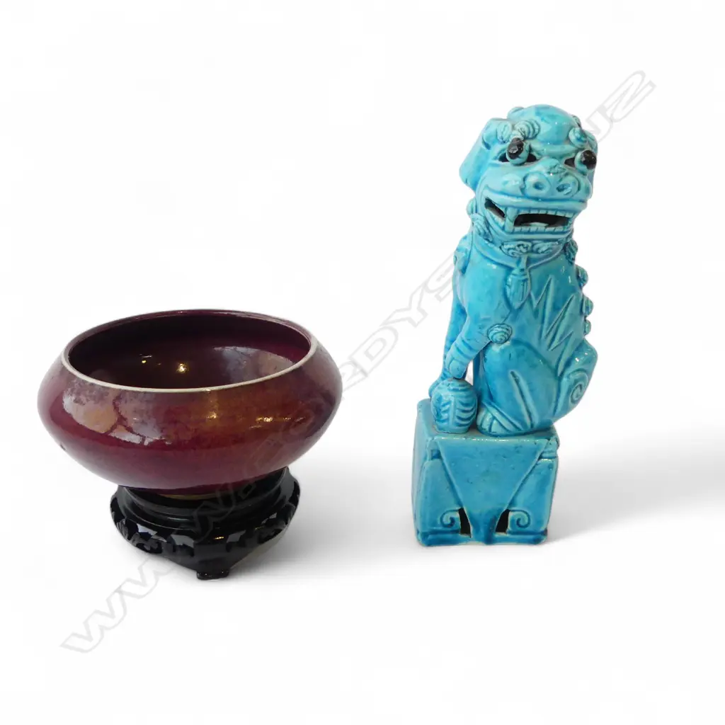 ORIENTAL VASE ON WOODEN STAND + BLUE GLAZE SHISHI DOG H.200mm Image 1++