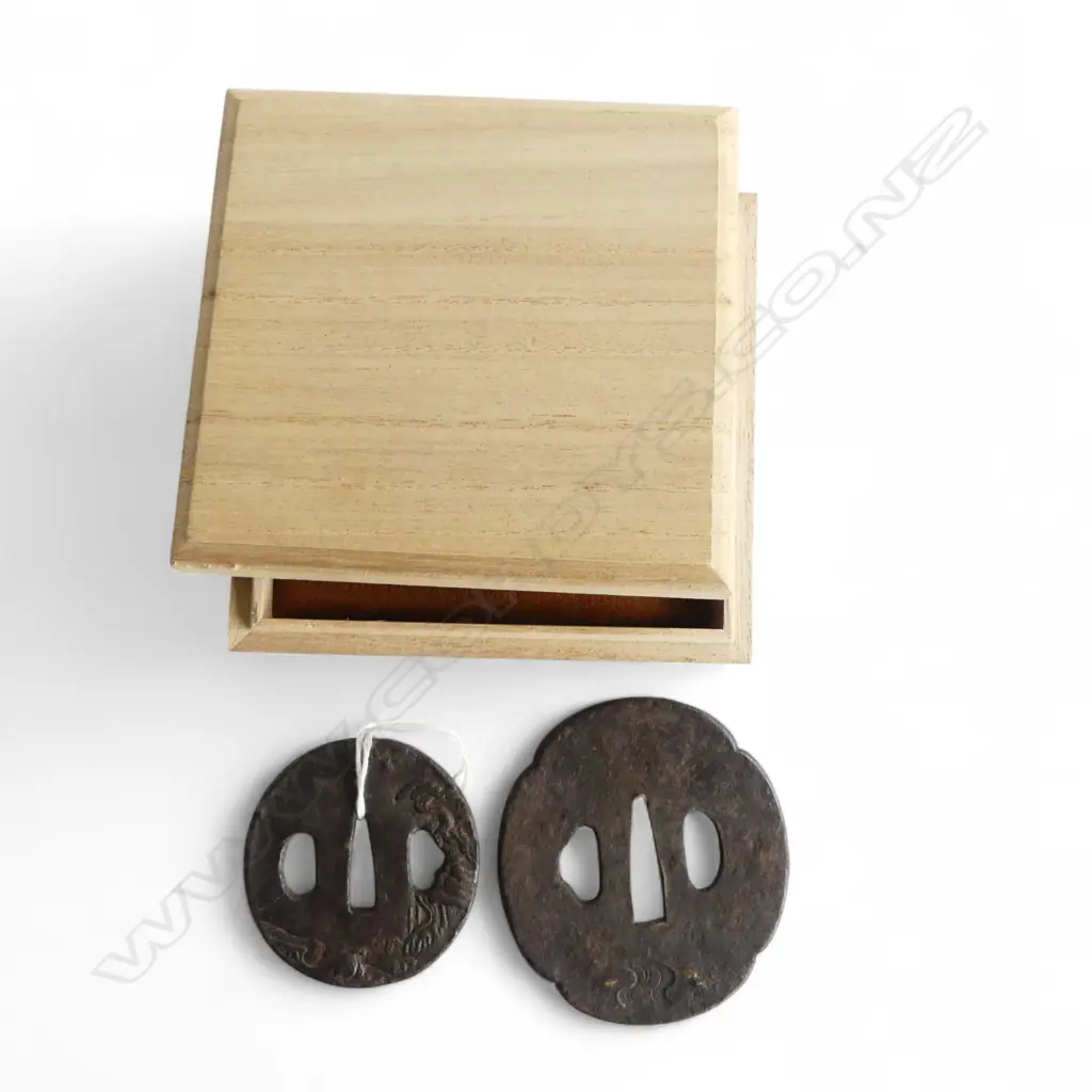 2 ANTIQUE JAPANESE TSUBA, BOXED 80x70mm Image 1++