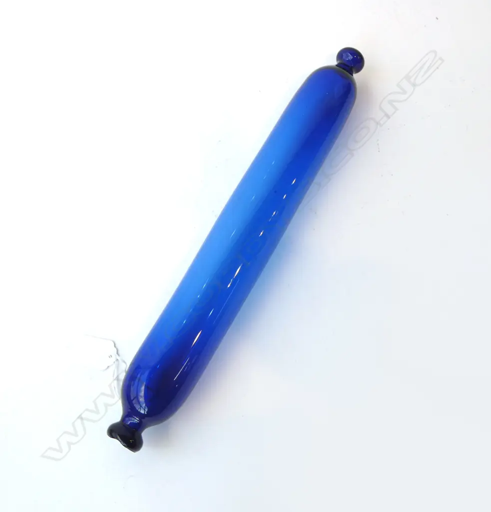 ANTIQUE BLUE GLASS ROWLING PIN FAULTS L.380mm Image 1++
