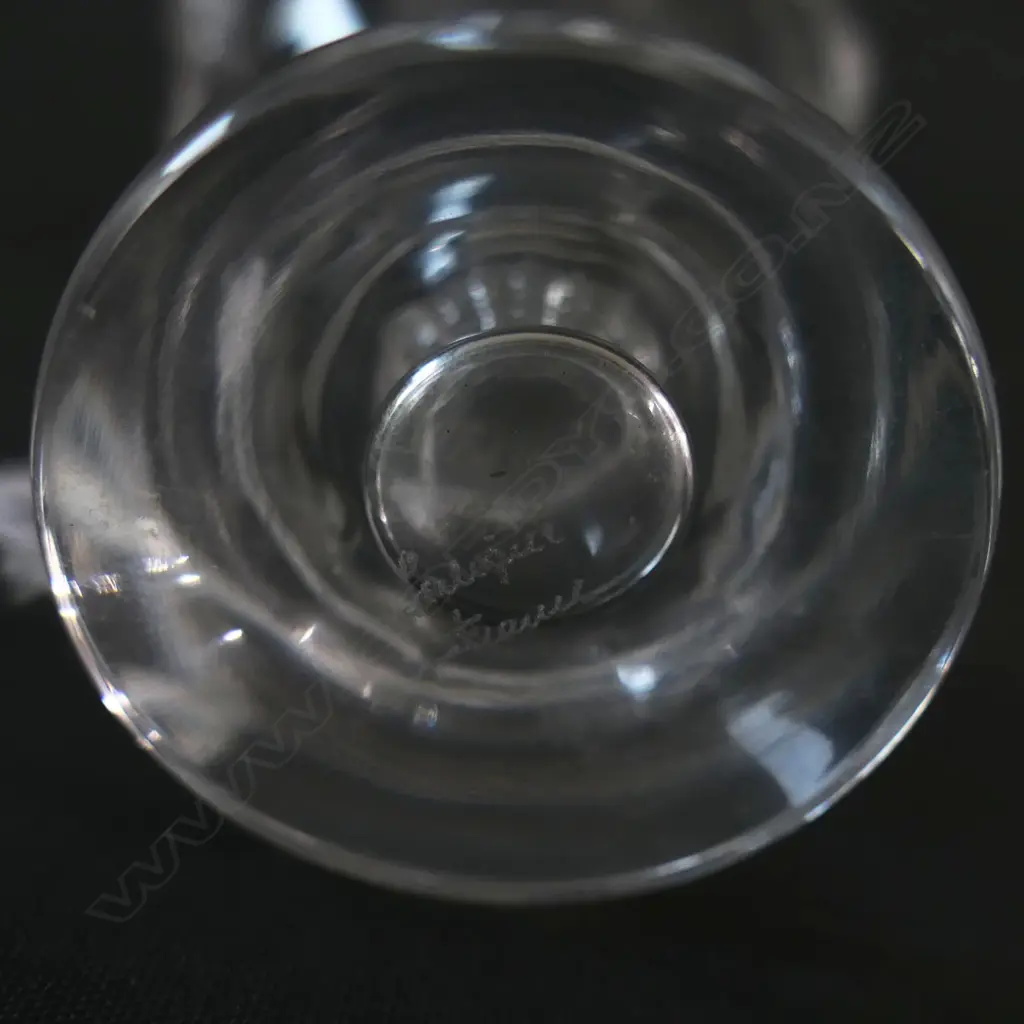 LALIQUE 'MARTINE' PERFUME BOTTLE, MARIE CLAUDE DESIGN 1979 H. Image 1++