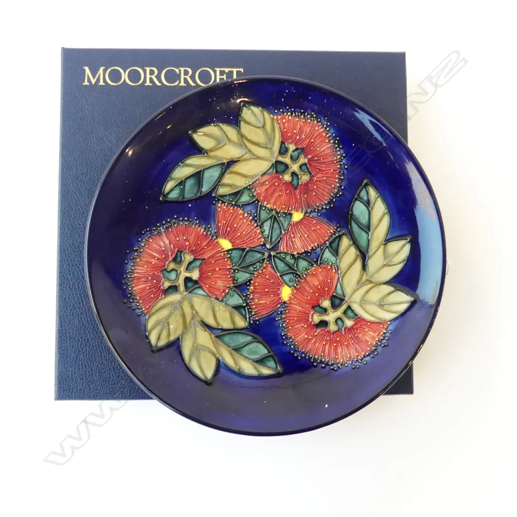 MOORCROFT POHUTUKAWA PLATE Dia.215mm in box Image 1++