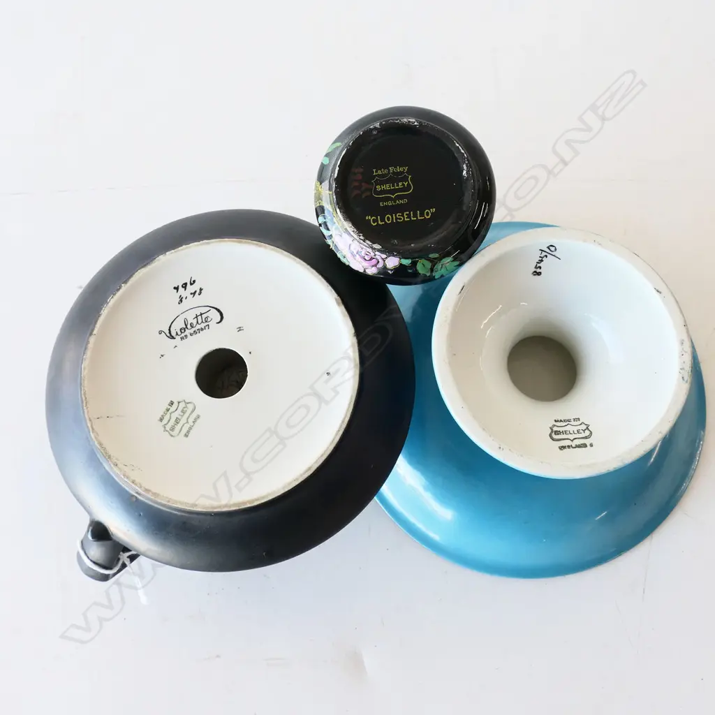 SHELLEY CHINA COMPORT (Dia.180mm, CHAMBERSTICK (Dia.160mm & SM VASE (H.110mm)*CORRECT PHOTO NOW SHOWN Image 1++