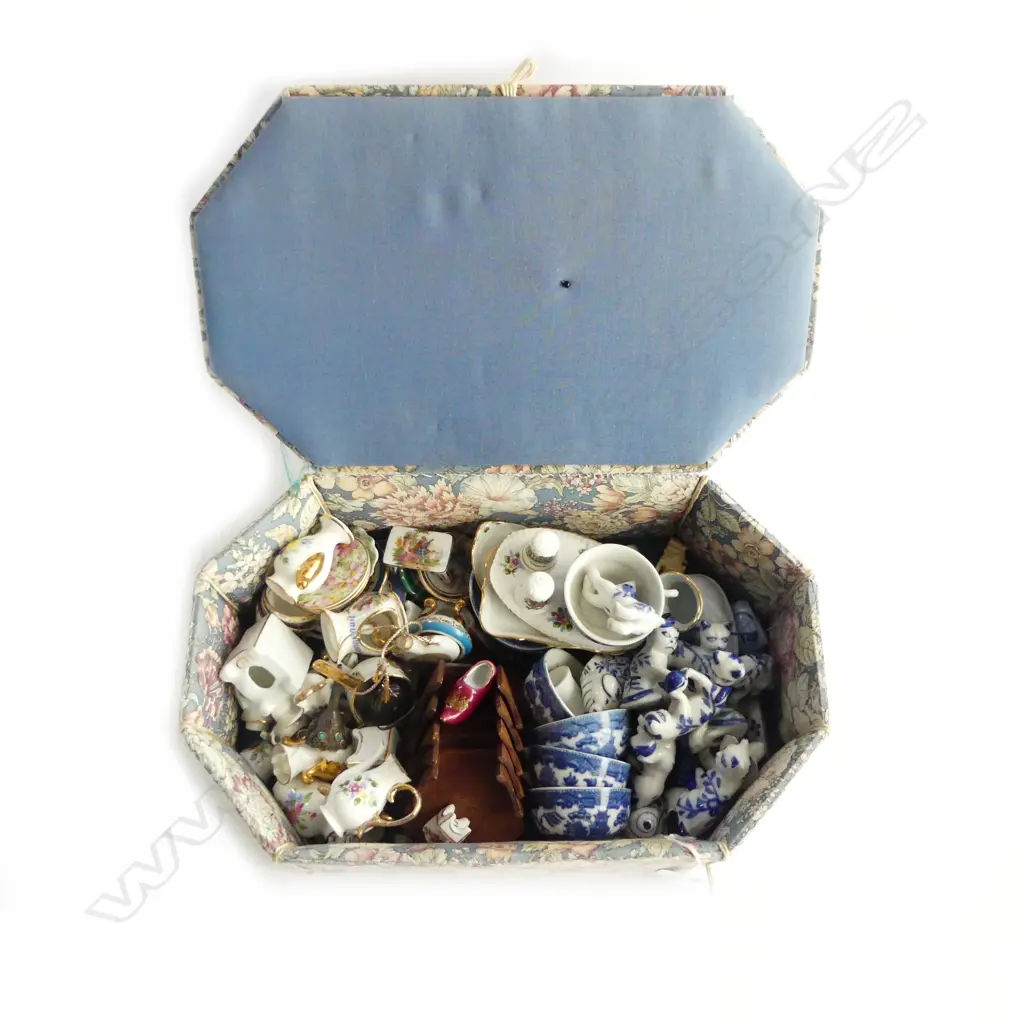 ASST. MINIATURE CHINA INCLUDING LIMOGES, ORIENTAL etc IN BOX Image 1++