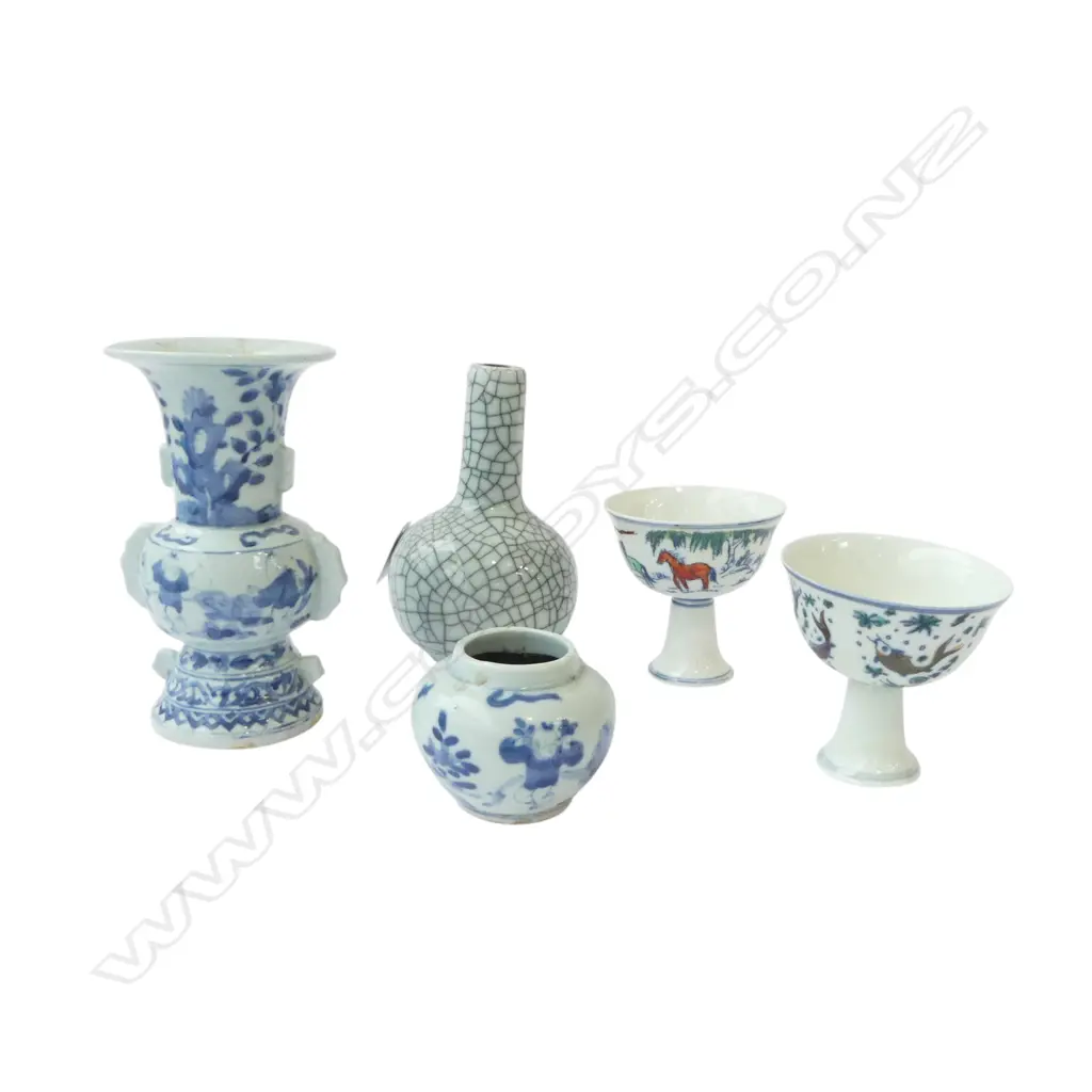 5 ORIENTAL CERAMICS; B/W VASE H.160mm, CRACKLE GLAZE VASE, JAR + WINE CUPS H.85mm Image 1++