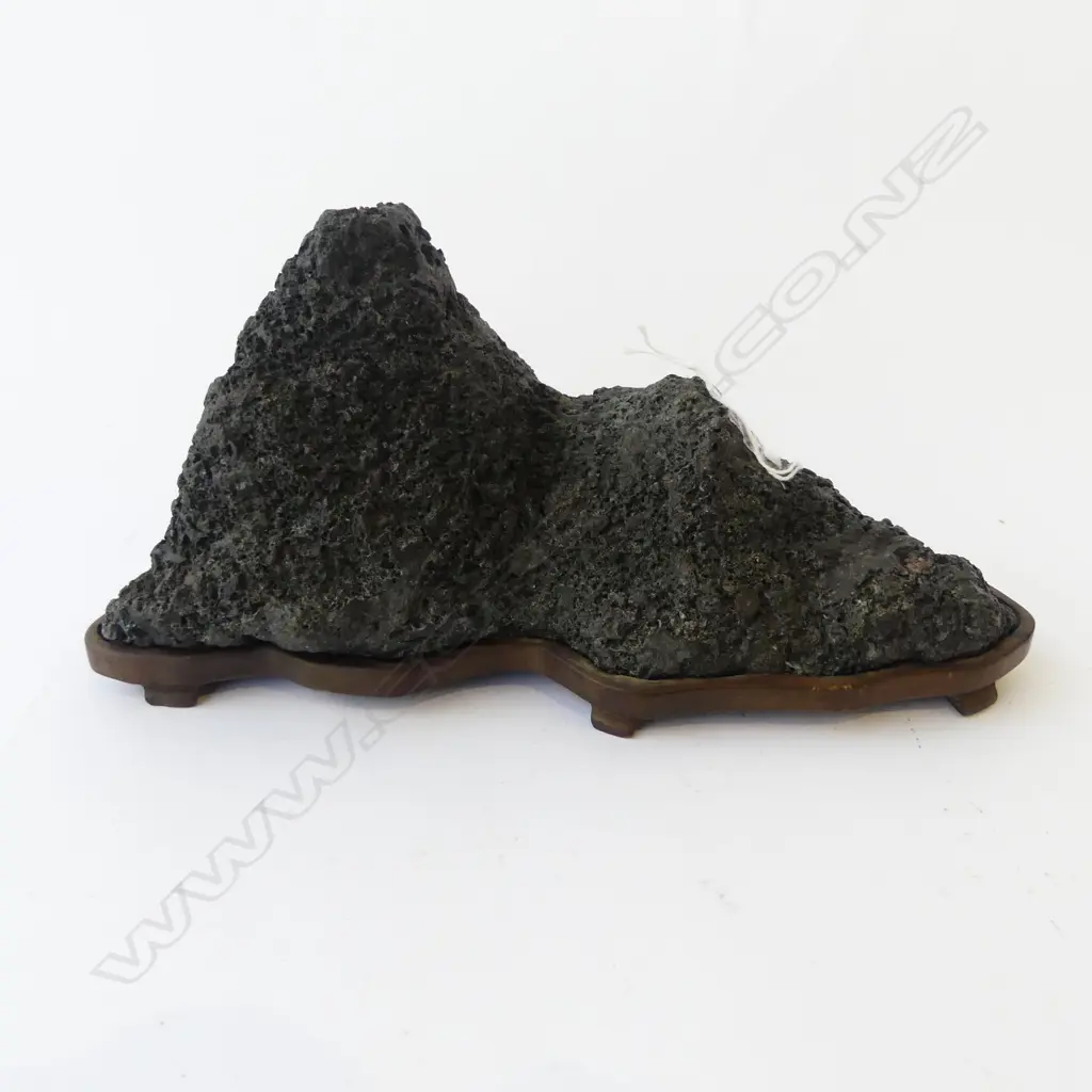 OLD JAPANESE Suiseki and Bonseki VOLCANIC ROCK MOUNTAIN on stand L.270mm Image 1++