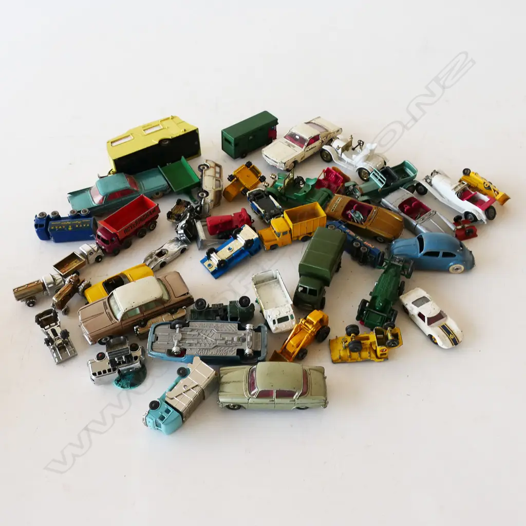 ASST. MODEL CARS; DINKY ETC Image 1++