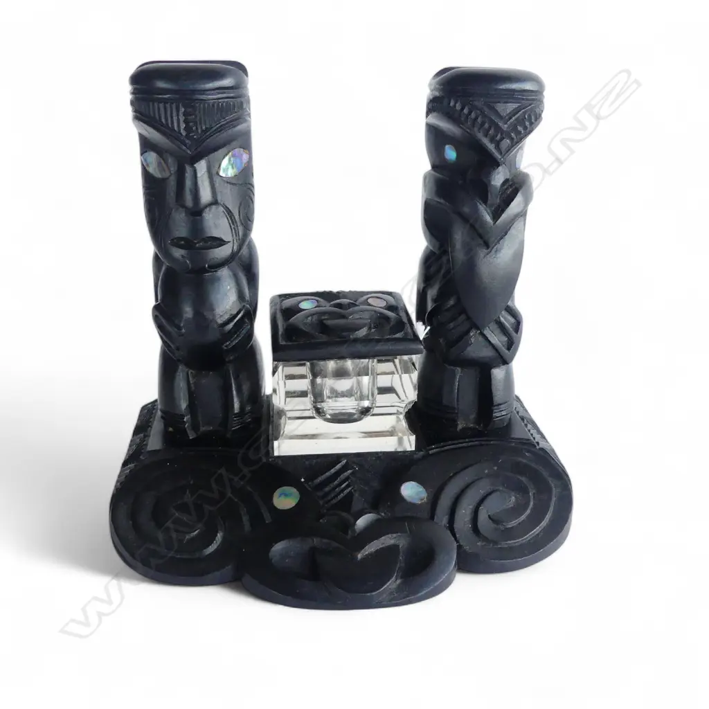 CARVED MAORI EBONISED INKWELL W.155mm Image 1++
