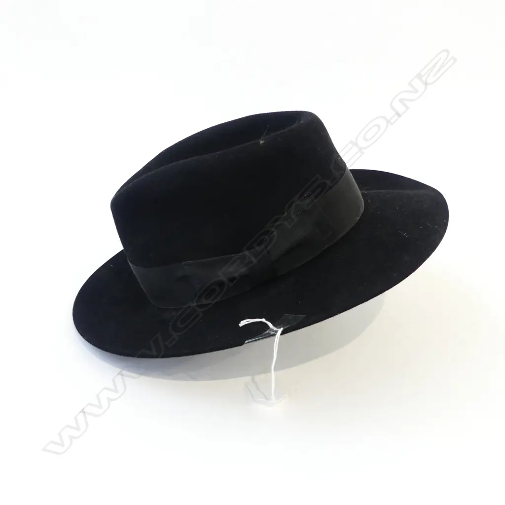 BLACK FELT HAT, FLECHET PARIS SIZE 59 Image 1++
