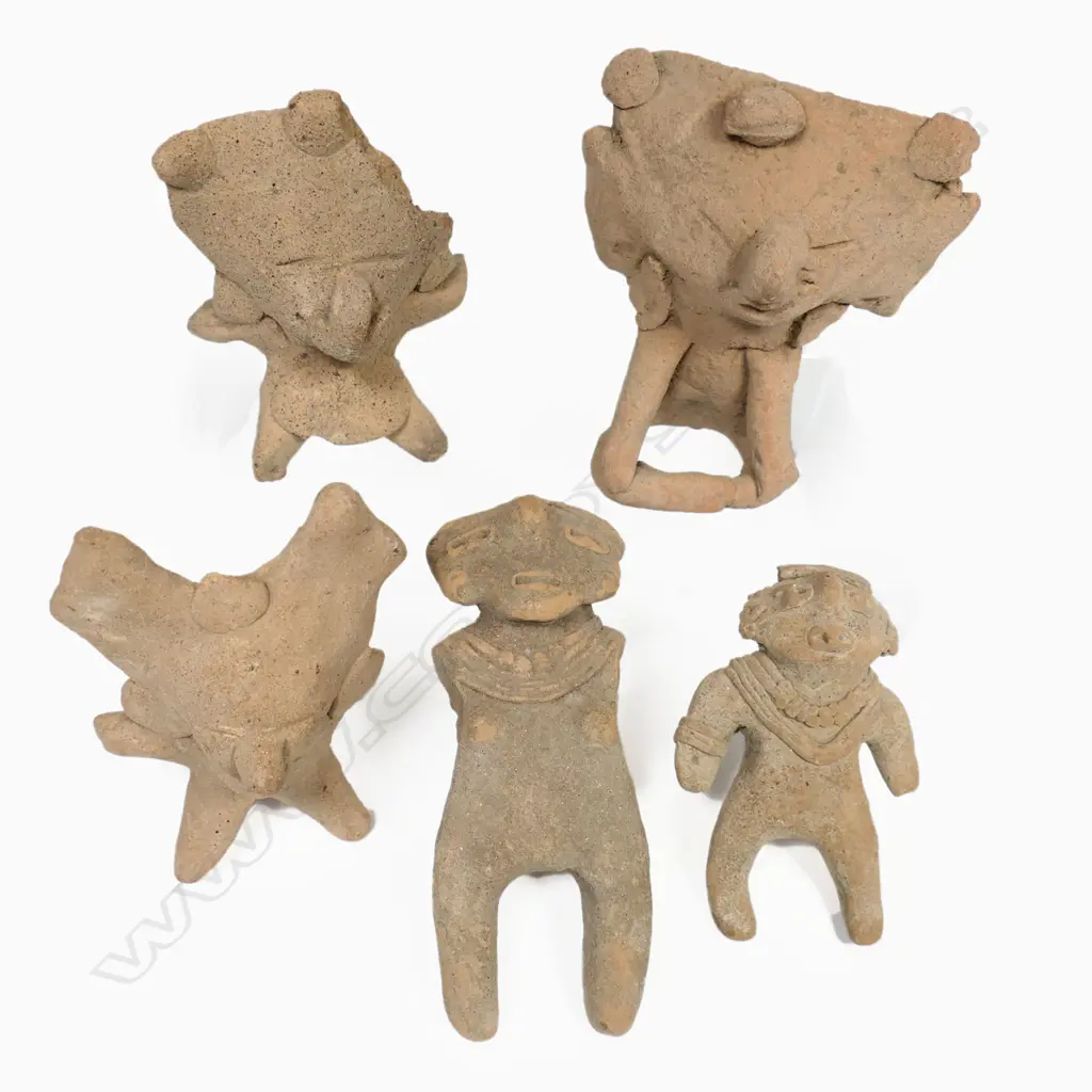 A Group of Five Pre-Columbian Figures - Provenance: The Collection of Robbert Haas, Image 1++