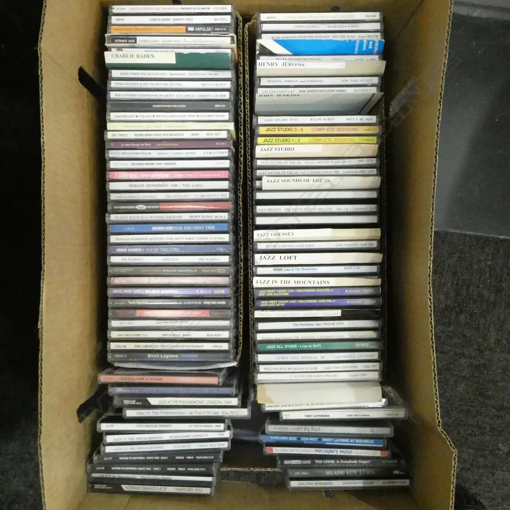 LOT ASSTG JAZZ CDS VARIOUS ARTISTS Provenance: Ex Collection Wellington Choy Image 1++