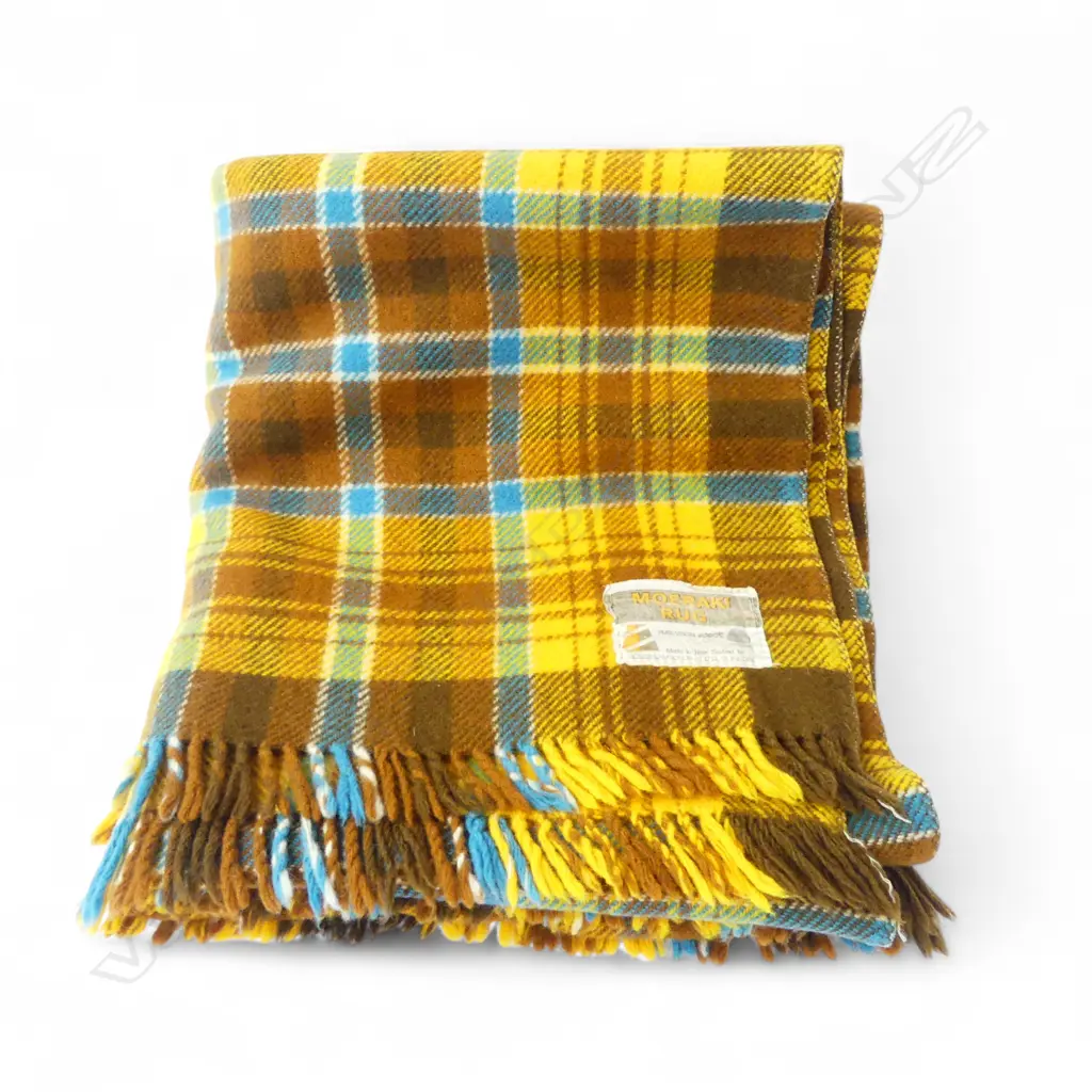 VINTAGE NZ WOOL ‘MOERAKI’ TRAVEL RUG EXCELLENT CONDITION W. LABEL, L.1660MM X W.1400MM Image 1++