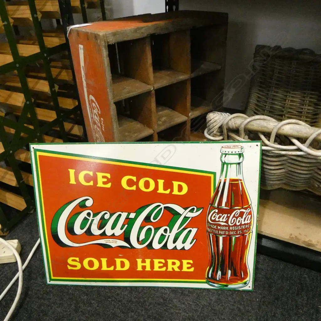 OLD COCA COLA LARGE BOTTLE CRATE + REPRO TIN ADVERTISING Image 1++
