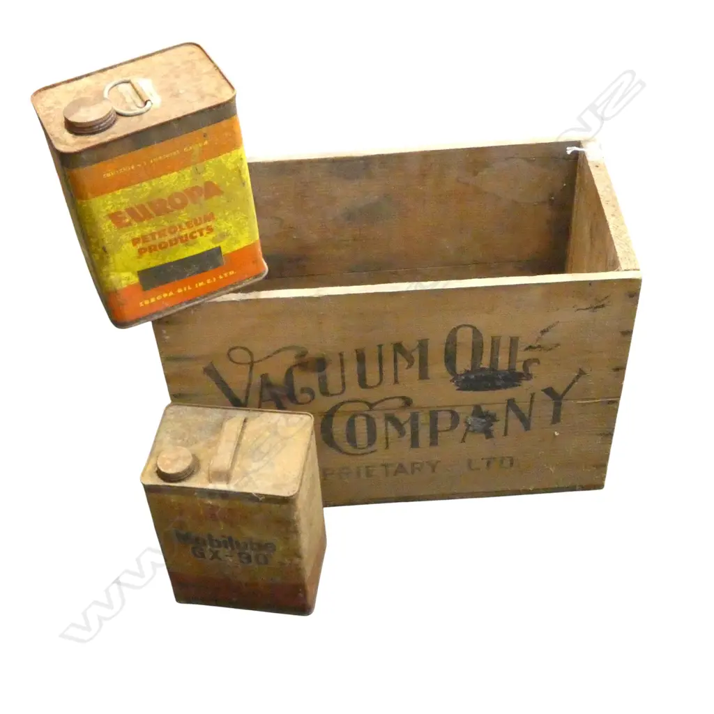 EARLY PLUME MOTOR SPIRIT OIL CRATE + 2 OLD OIL TINS 'EUROPA' & 'MOBIL'  Image 1++