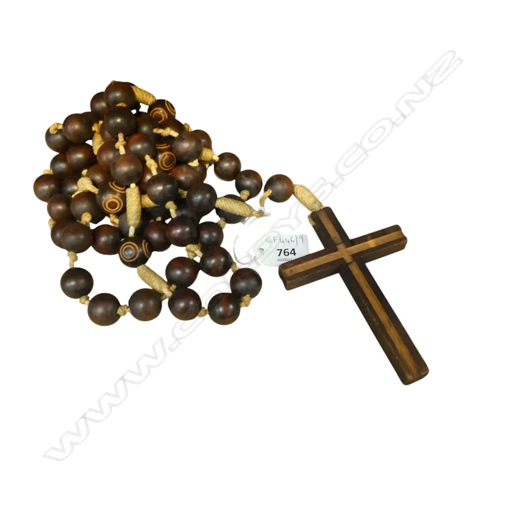 VINTAGE ROSARY NECKLACE; WOODEN BEADS Image 1++