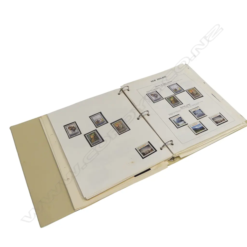 Davo 2 ALBUM NZ STAMPS mainly mint 2000 to 2005 in mounts. Fairly complete Image 1++