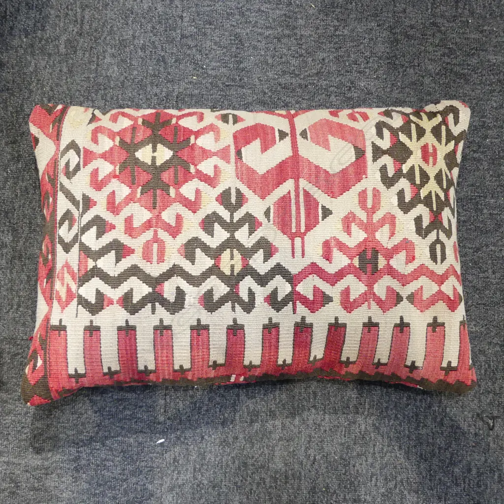 KELIM CUSHION 400x600mm Image 1++