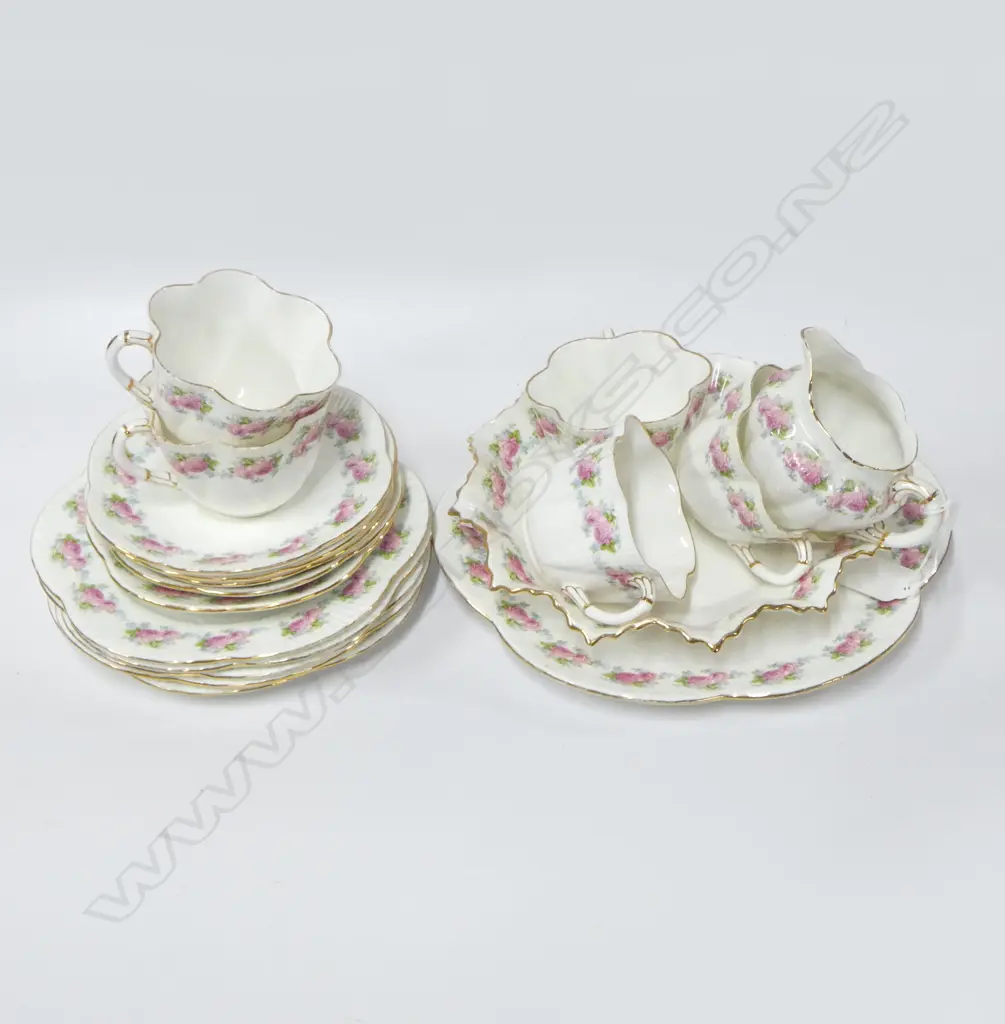 PART SHELLEY CHINA TEASET 5CSPS CAKE PLATE FRILLEY DISH & JUG PINK ROSE PAT Image 1++