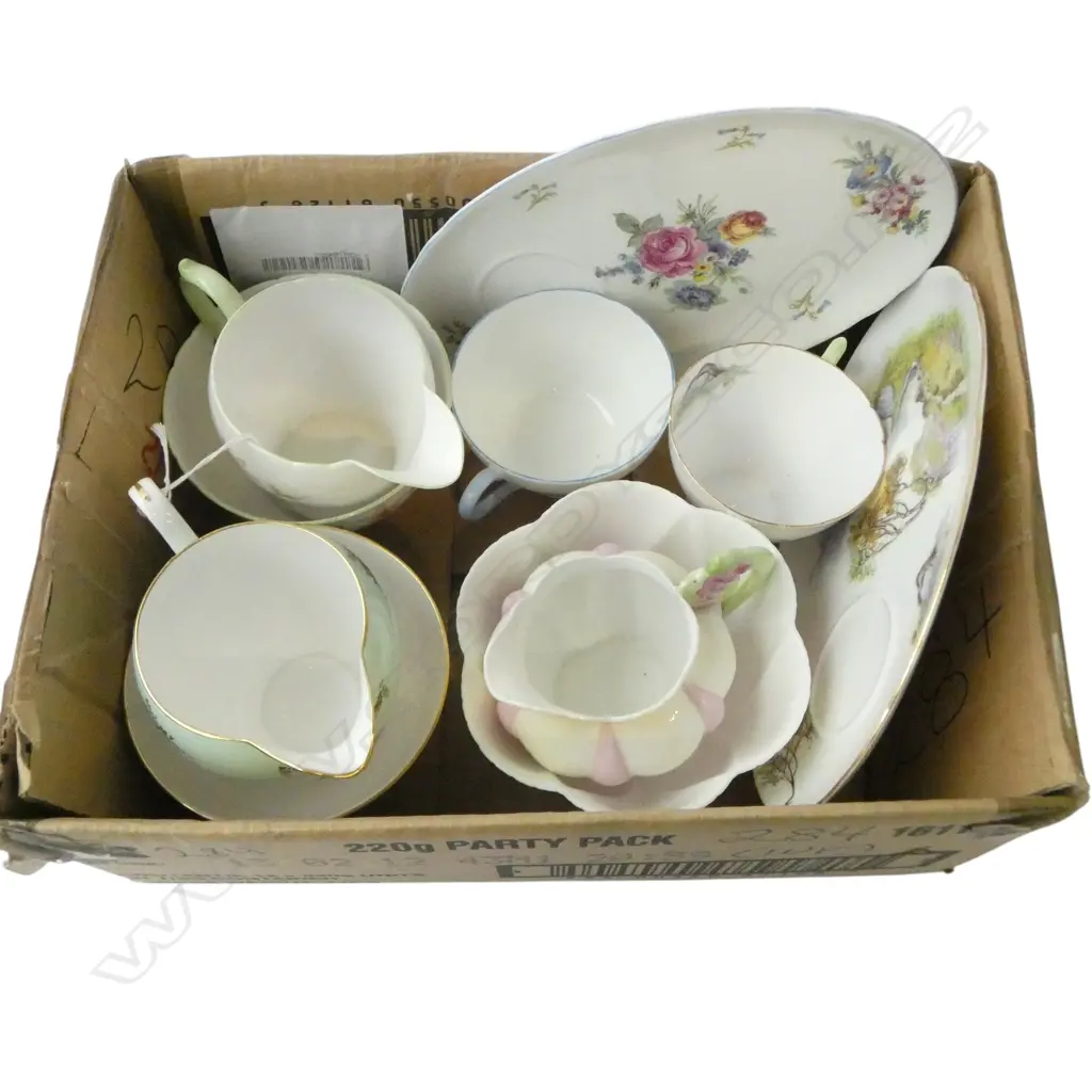3 SHELLEY CHINA C/SUGARS & 2 SHELLEY BREAKFAST C/S Image 1++