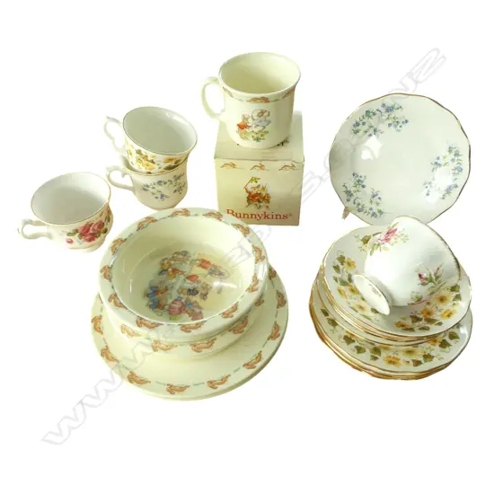 ASST. ROYAL ALBERT & QUEEN ANNE CHINA  + ROYAL DOULTON BUNNYKINS