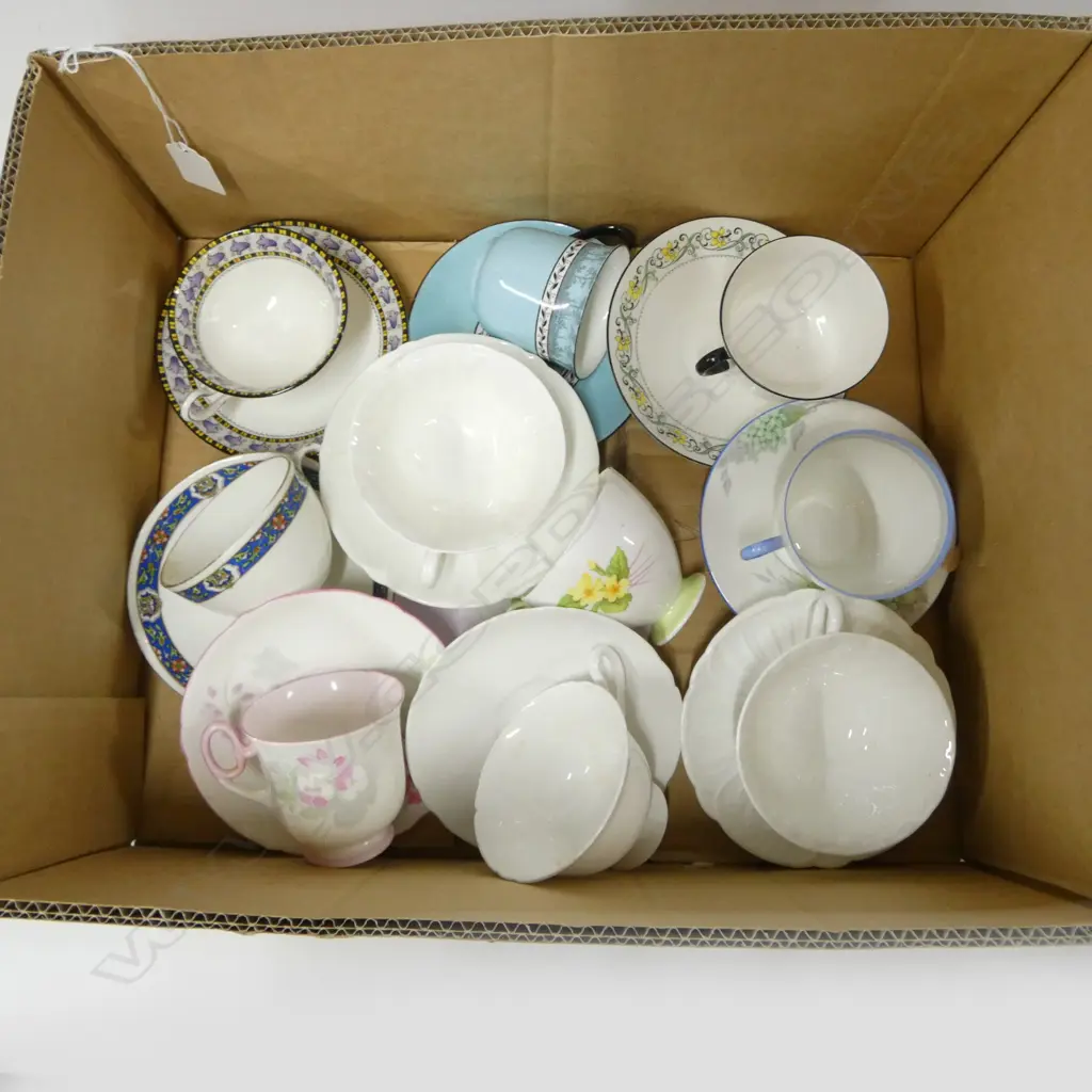 10 SHELLEY CHINA C/S MIXED PATS Image 1++
